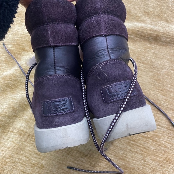 Uggs ankle boots 🥾 lace up, faux fur, non-slip, ladies size 6 - Picture 5 of 9